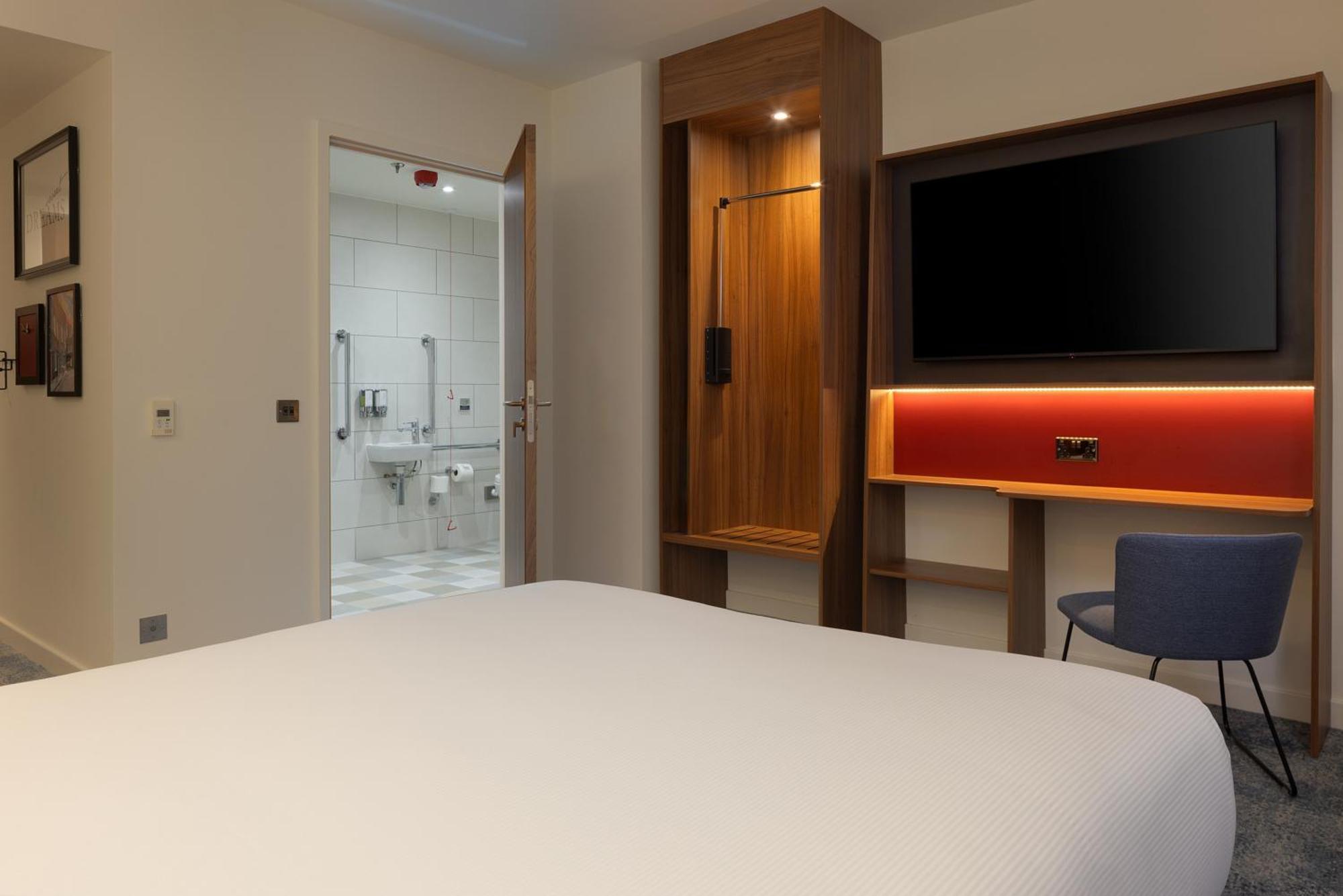 Hampton By Hilton Waterloo 3* Londra