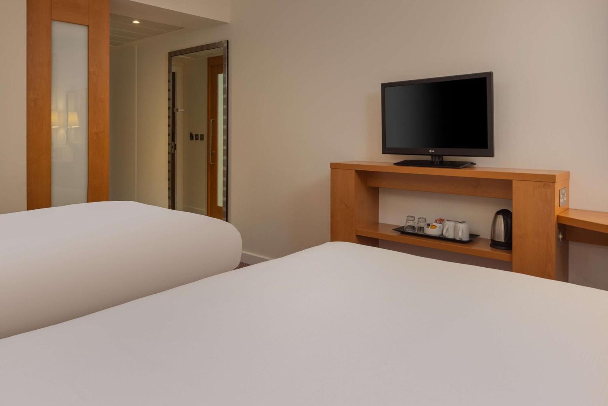 Hampton By Hilton Waterloo 3* Londra